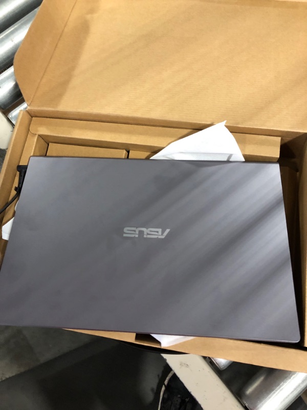 Photo 4 of ASUS - Vivobook 14" Laptop - AMD Ryzen 3 3250 - 8GB Memory - 128GB PCIE SSD - Slate Grey