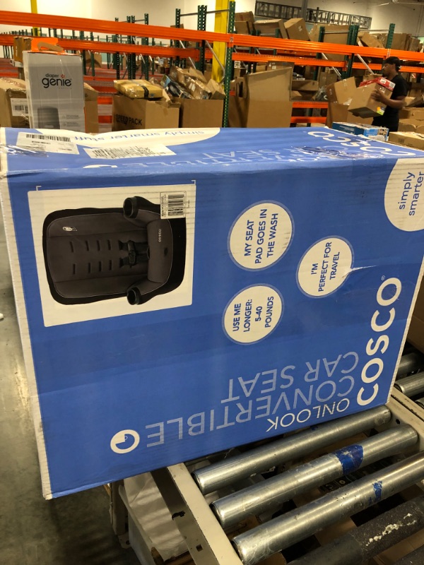 Photo 1 of Cosco Onlook 2-in-1 Convertible Car Seat, Rear-Facing 5-40 pounds and Forward-Facing 22-40 pounds and up to 43 inches, Black Arrows