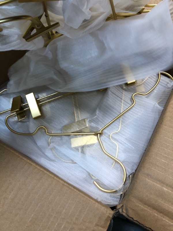 Photo 3 of " Shiny Gold Strong Metal Hanger, Gold Clothes Hangers, Heavy Duty Coat Hangers, Standard Suit Hangers for Jacket, Shirt, Dress