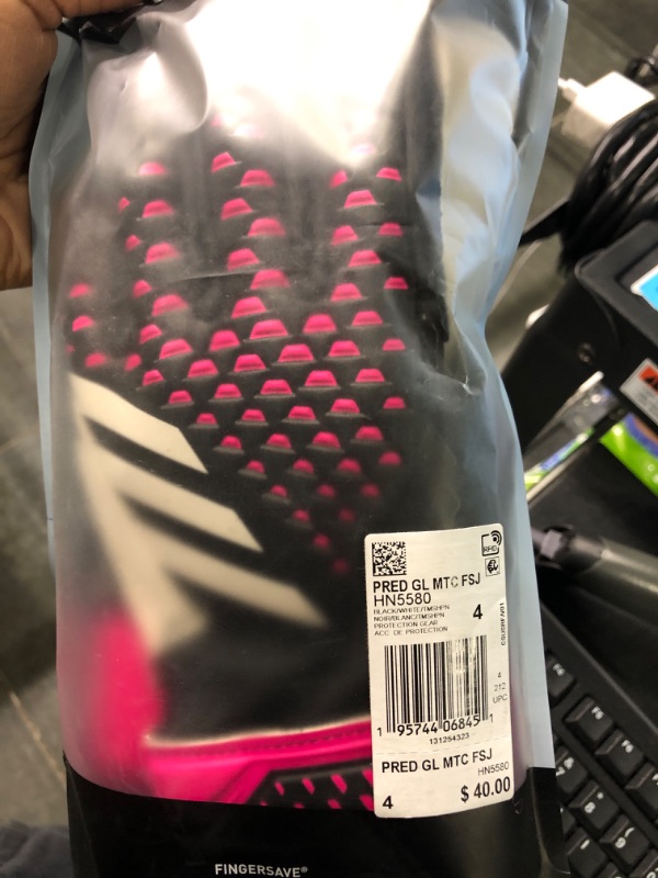 Photo 3 of adidas Match Predator Fingersave Goalie Gloves Black/White/Team Shock Pink 4