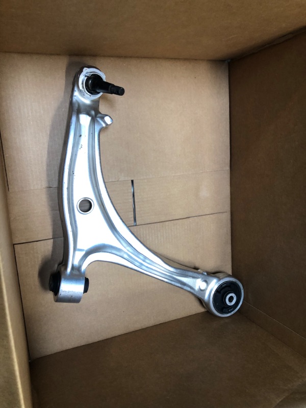 Photo 3 of Front Passenger Side Lower Aluminum Control Arm w/Ball Joint for 05-10 Honda Odyssey MISSING ACCESSORIES 