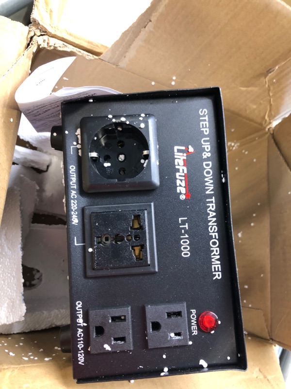 Photo 4 of 1000 Watt Voltage Converter Transformer by LiteFuze - Step Up/Down - 110V/220V - Circuit Breaker Protection -Heavy Duty/ - Convertingbox Technology - Perfect Converter
