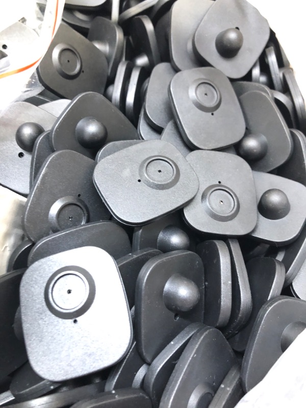 Photo 4 of 1000 Pieces Hard Clothing Security Tags 8.2Mhz RF Frequency, Checkpoint Security with 1000 Pins and 100 pcs Extra Cable Compatible with RF 8.2Mhz EAS System
