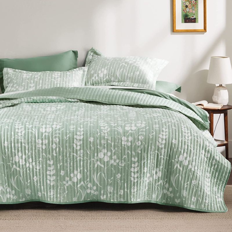 Photo 1 of Bedsure Floral Quilt Set Queen - Reversible Sage Green Quilt, Lightweight Summer Bedspread Queen Size, 3 Pieces Soft Microfiber Lightweight Coverlet Set with 2 Pillow Shams for All Seasons (90"x96")