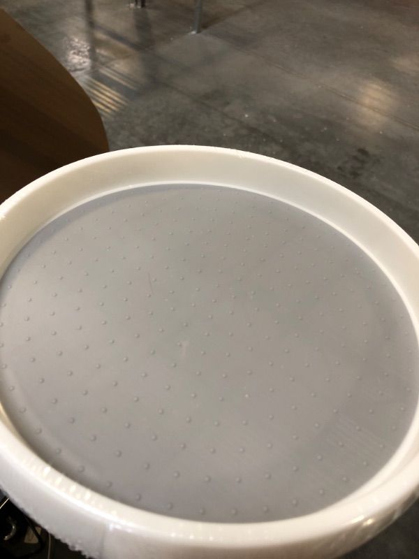 Photo 2 of 8 inch round patty gray dam mold