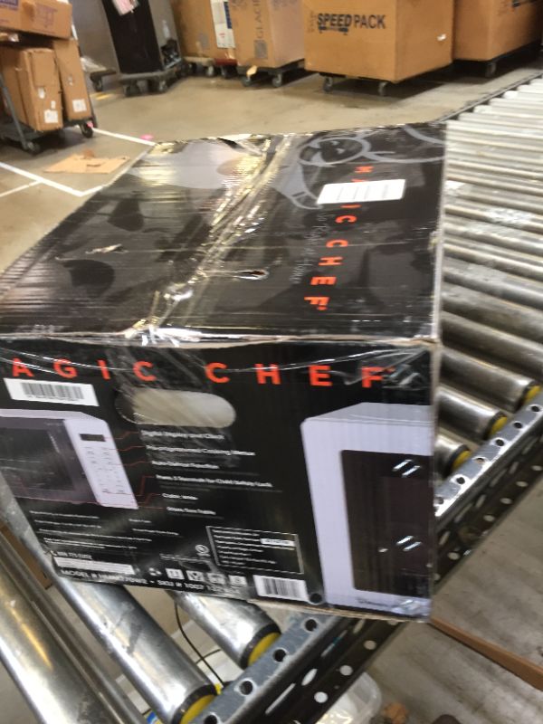 Photo 1 of 0.7 cu. ft. 700-Watt Countertop Microwave in White