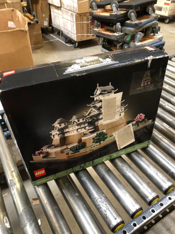 Photo 3 of LEGO Architecture Landmarks Collection: Himeji Castle 21060 Building Set, Build & Display this Collectible Model for Adults, Fun Gift for Lovers of Japan, Famous Japanese Buildings, History and Travel