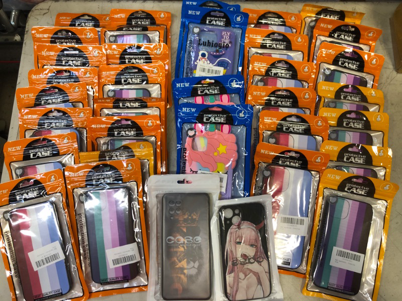 Photo 1 of [PACK OF 35] MISCELLANEOUS BAG LOT OF PHONE CASES - SOLD AS IS
