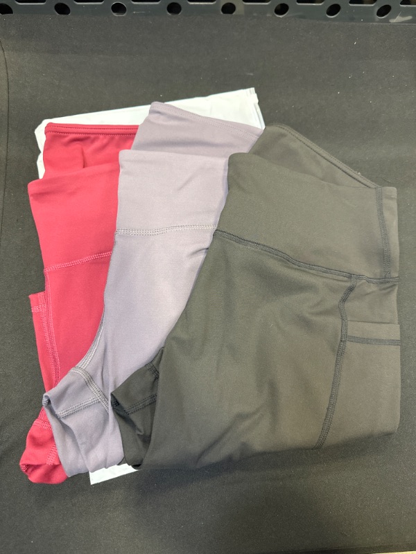 Photo 1 of CHRLEISURE 3 PACK BIKER SHORTS SIZE L