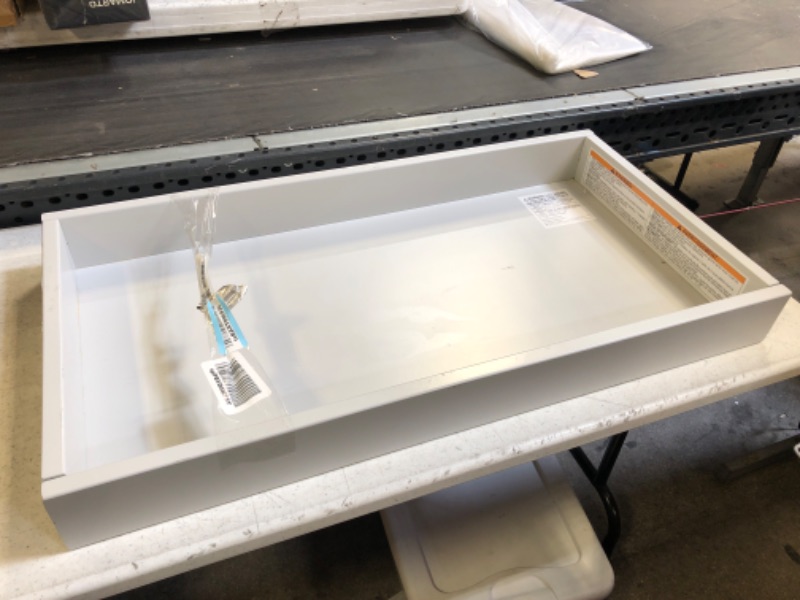 Photo 2 of DaVinci Universal Removable Changing-Tray (M0219) in Fog Grey
