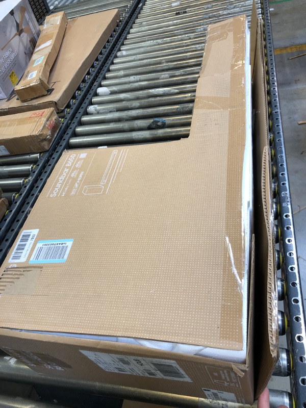 Photo 1 of SAMSUNG HW-B650 3.1ch Soundbar w/Dolby 5.1 DTS Virtual:X, Bass Boosted, Built-in Center Speaker, Bluetooth Multi Connection, Voice Enhance & Night Mode, Subwoofer Included, 2022 HW-B650 Soundbar