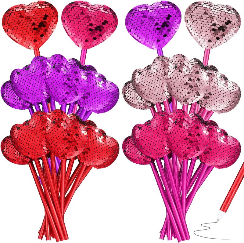 Photo 1 of 200 Pcs Heart Pens Bulk 0.5 mm Black Gel Ink Pens for Girls Cute Pens for Kids Students Class Reward Gift Prize Wedding Favors Birthday Party Favors School Office Supplies Sweetest Day Gift
