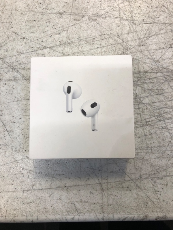 Photo 4 of AirPods (3rd generation) with Lightning Charging Case
