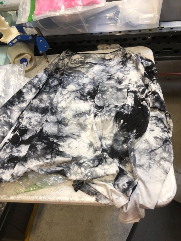 Photo 1 of MENS LONG SLEEVE TIE DYE SHIRT ( MED) 