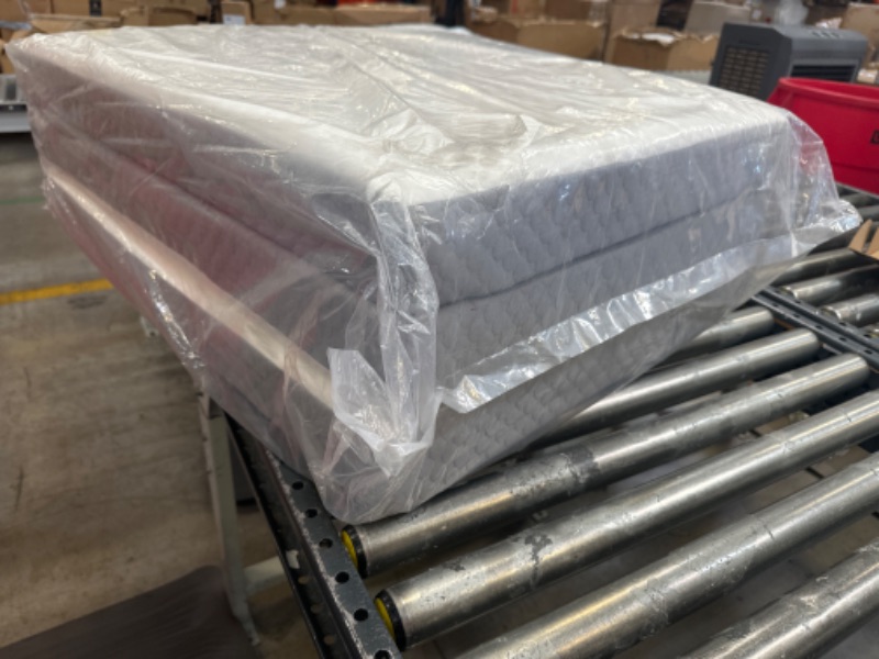 Photo 1 of Dream On Me Synergy Foldable  Foam  Mattress 