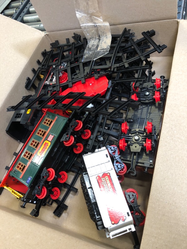Photo 1 of Amazon Basics Remote Control Battery Operated Hobby Train 4-Car Set with Light and Sounds - 2.4GHz