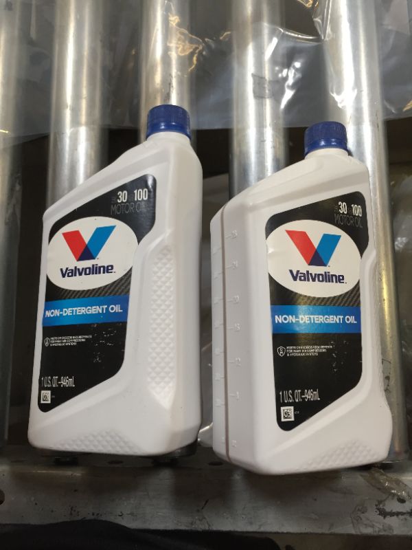 Photo 2 of Valvoline Daily Protection Non-Detergent SAE 30 Conventional Motor Oil 1 QT (Pack of 2)