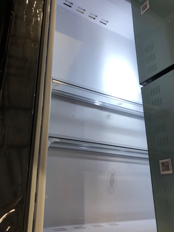 Photo 9 of Samsung Bespoke 28.8-cu ft 4-Door Smart French Door Refrigerator with Dual Ice Maker and Door within Door (Morning Blue with White Glass Panels) ENERGY STAR

