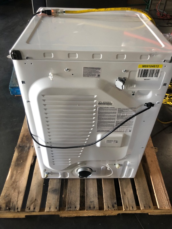 Photo 1 of USED PRIOR, TESTED HAS POWER, HAS MINOR DENTS/SCRATCHES SAMSUNG 7.5 cu. ft. Smart Gas Dryer with Steam Sanitize+ in White