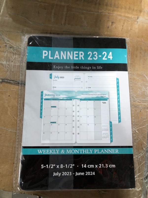 Photo 2 of Planner 2023-2024 Refills  PACK OF 2  W/ 1 PACK OF AECHY 8PCS Curve Highlighter Pen Set