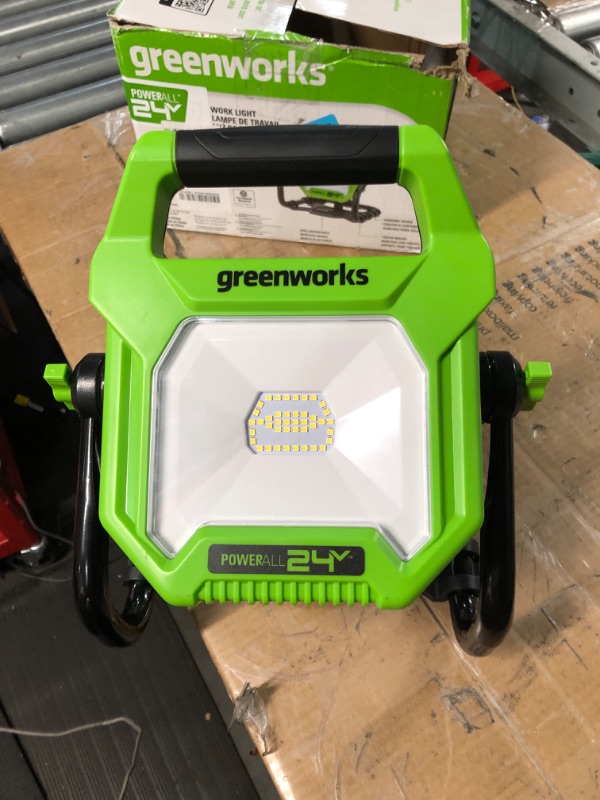 Photo 4 of Greenworks 24V AC/DC 2000 Lumen LED Work Light (Tool Only)