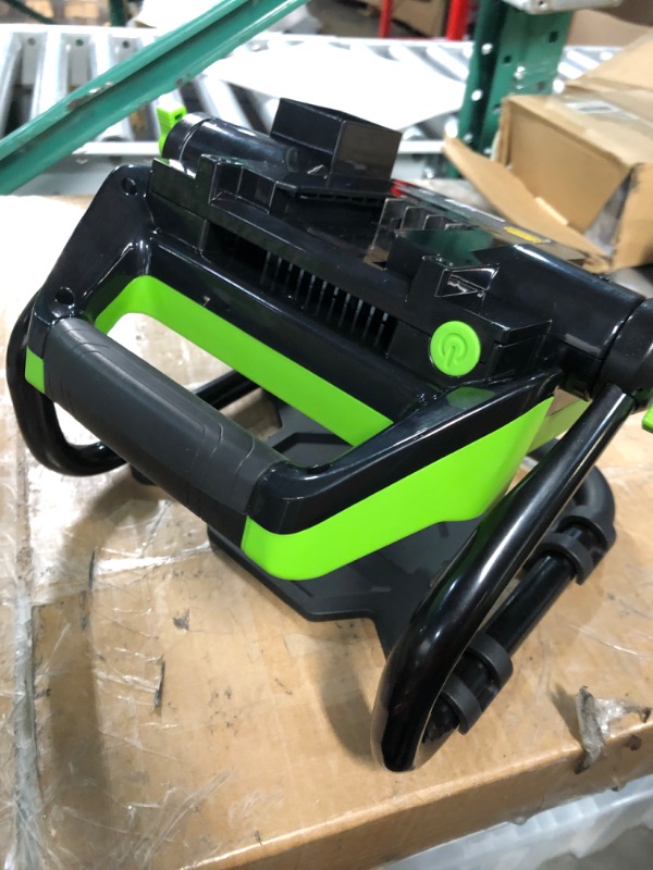 Photo 3 of Greenworks 24V AC/DC 2000 Lumen LED Work Light (Tool Only)