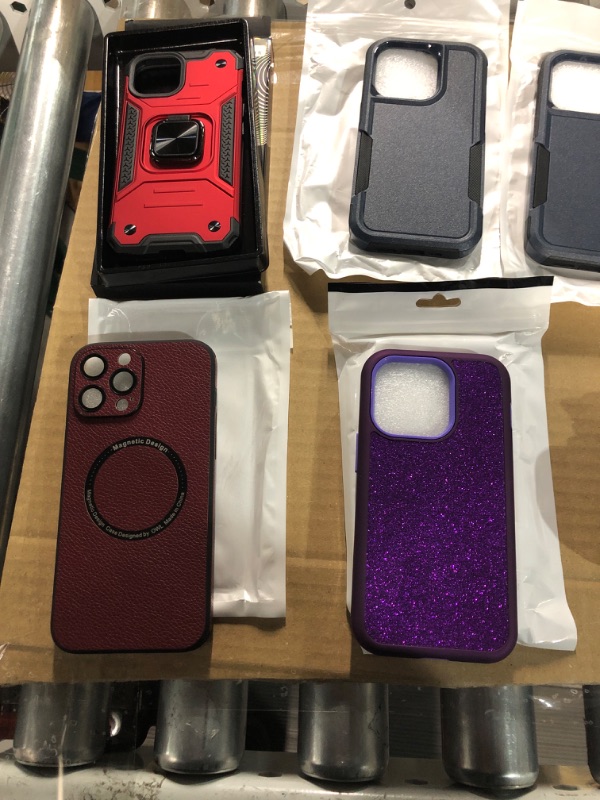 Photo 3 of (nonrefundable) Iphone case bundle