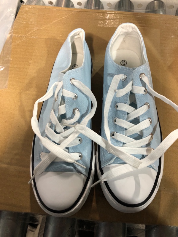 Photo 2 of LUMUBBY canvas shoes (sky blue) size 11 womens