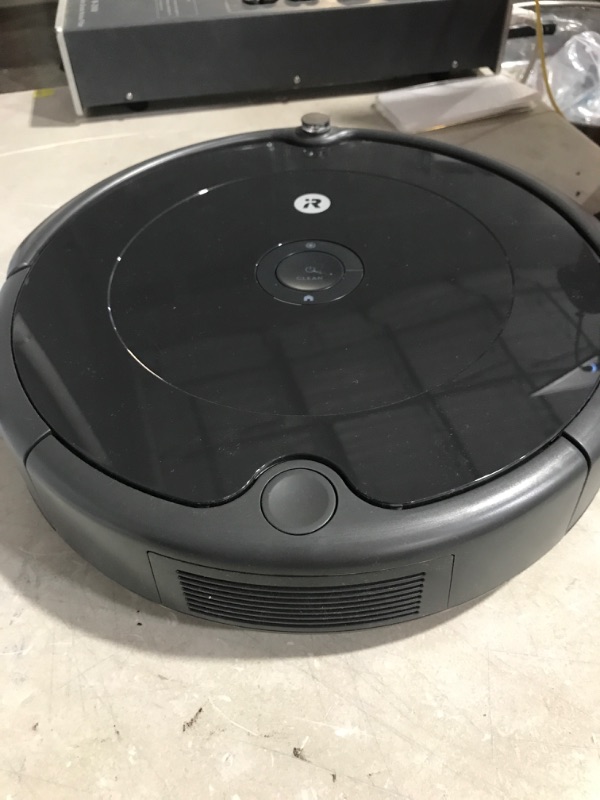 Photo 3 of * used item * see all images * 
iRobot Roomba 692 Robot Vacuum-Wi-Fi Connectivity, Personalized Cleaning 