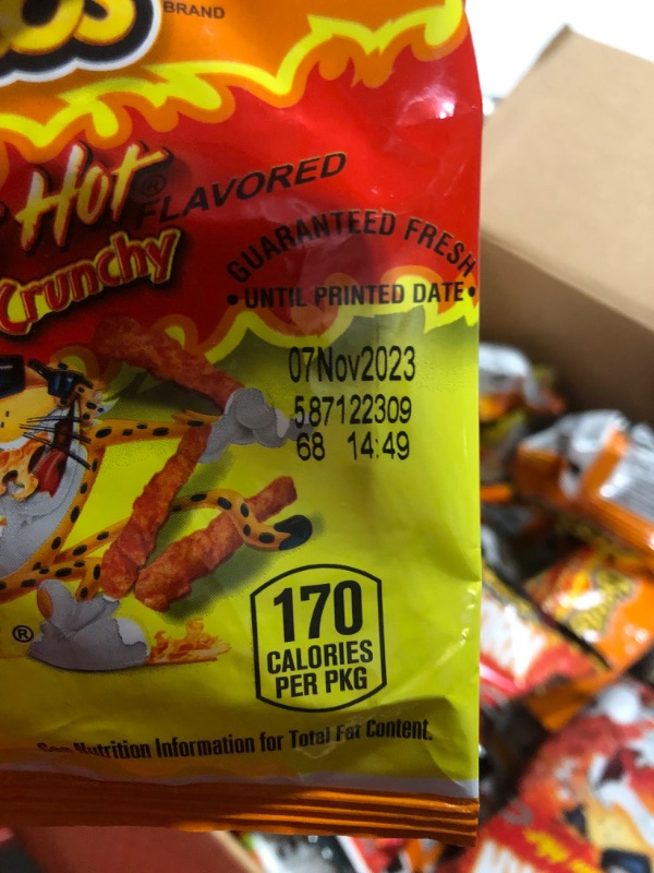Photo 4 of * EXPIRED* Cheetos Flamin' Hot Mix Variety Pack, (40 Count)