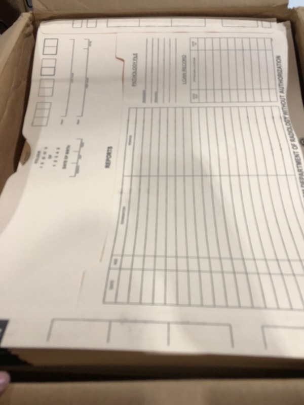 Photo 2 of Smead End Tab X-Ray Jacket with Pocket, Straight-Cut Tab, Printed Front, 18-1/4" W x 14-1/2" H, Manila, 100 per Box (66300)