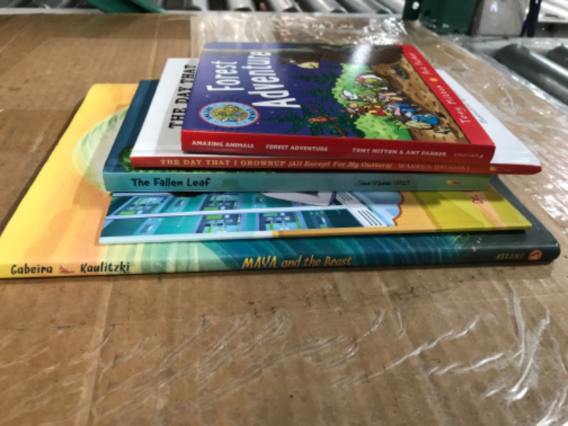 Photo 2 of 5 pack childrens book bundle