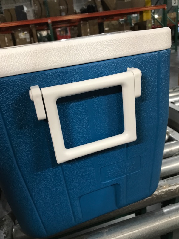 Photo 4 of **LOOKS NEW *** Coleman Chiller Series 48qt Insulated Portable Cooler, Ice Retention Hard Cooler with Heavy Duty Handles Ocean Blue