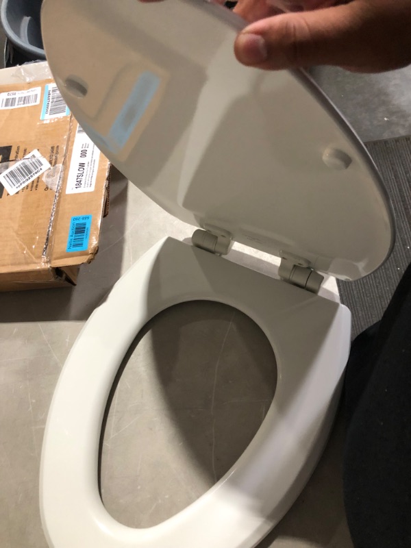 Photo 4 of *MINOR DAMAGE*
Mayfair 1847SLOW 000 Kendall Slow-Close White ELONGATED Toilet Seat