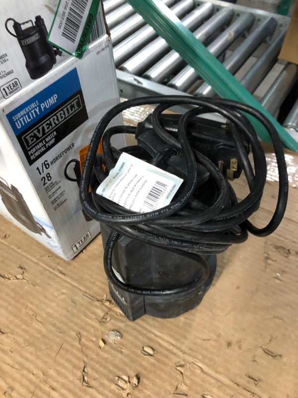 Photo 3 of **READ NOTES****
Everbilt SUP54-HD 1/6 HP Plastic Utility Pump