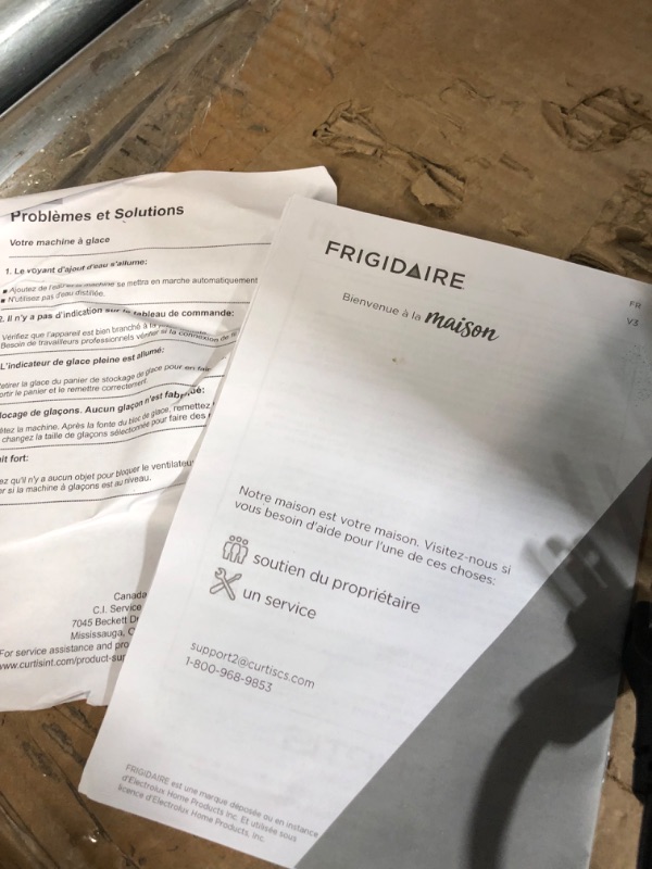 Photo 5 of **NONREFUNDABLE**FOR PARTS OR REPAIR**SEE NOTES**
Frigidaire Compact Countertop Ice Maker, Makes 26 Lbs. Of Bullet Shaped Ice Cubes Per Day, Silver Stainless
