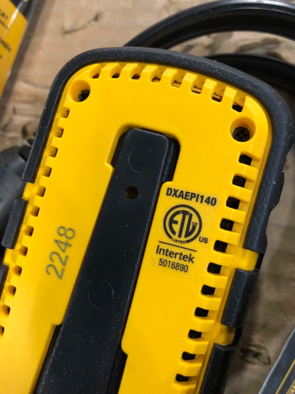 Photo 5 of DeWalt Power Inverter Dxaepi140