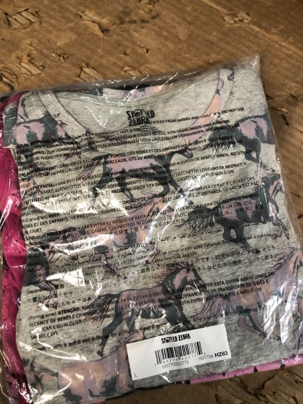 Photo 4 of **non refundable***
Amazon Essentials Girls and Toddlers' Short-Sleeve and Sleeveless Tunic Tops (Previously Spotted Zebra), Multipacks (Large) 3 shirts
