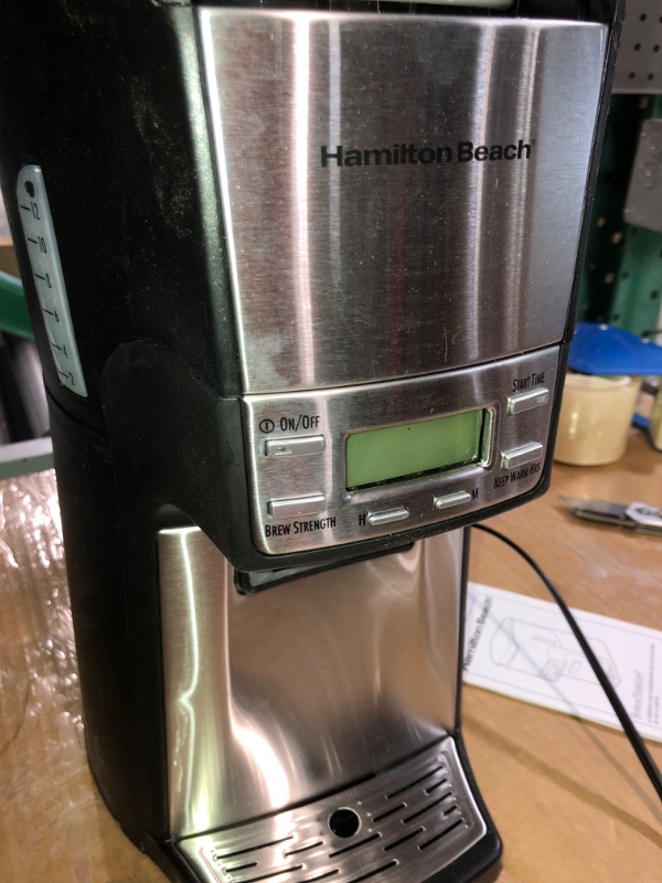 Photo 3 of **READ NOTES****
Hamilton Beach Brew Station 12 Cup Dispensing Coffeemaker, Model# 48465