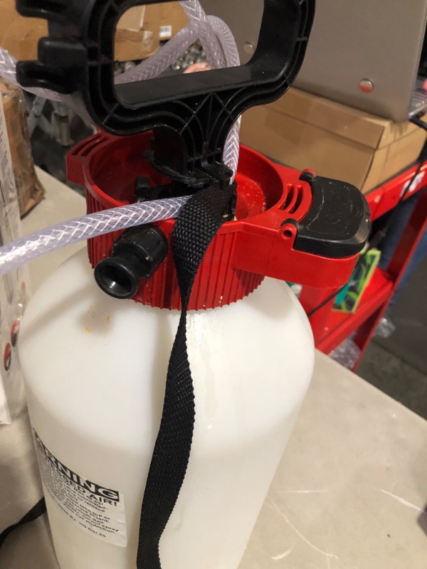 Photo 9 of ***USED - DIRTY - UNABLE TO TEST - SEE PICTURES***
Solo 430-2G 2-Gallon Farm and Garden Sprayer