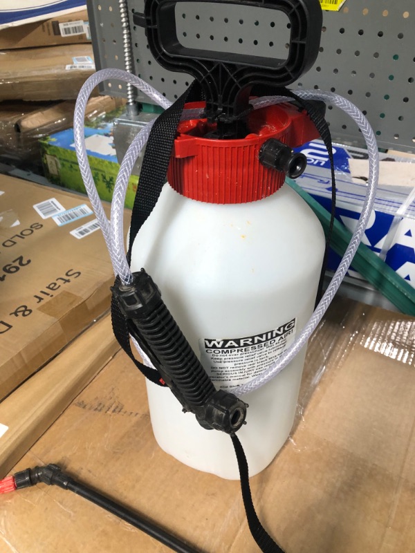 Photo 3 of ***USED - DIRTY - UNABLE TO TEST - SEE PICTURES***
Solo 430-2G 2-Gallon Farm and Garden Sprayer