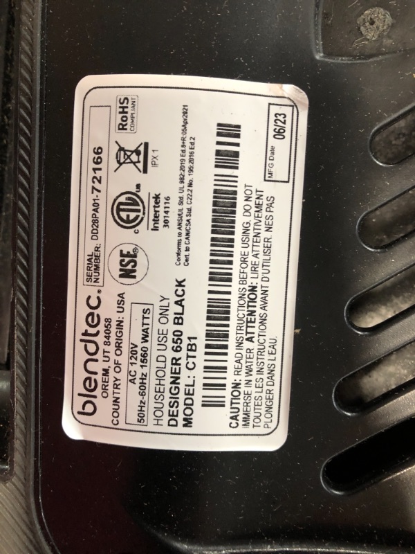 Photo 4 of **NONREFUNDABLE**FOR PARTS OR REPAIR**SEE NOTES**
Blendtec Original Designer Series Blender and 90 oz WildSide+ Jar - Kitchen Blender Bundle - Black WildSide+Jar Black Designer Series/ WildSide+