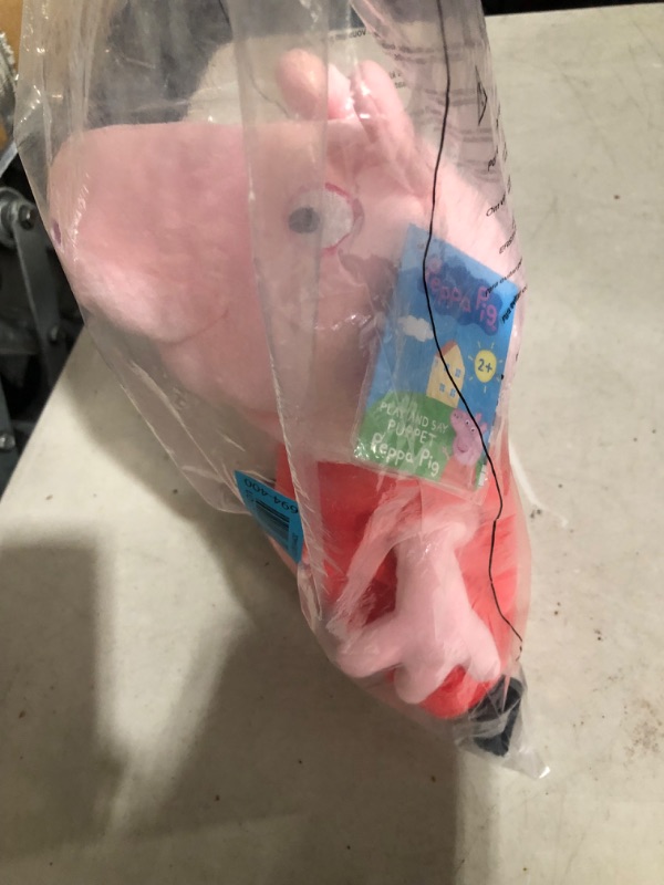 Photo 1 of **LOOKS BRAND NEW** **SEE PHOTOS** WowWee Peppa Pig Puppets - Peppa Pig
