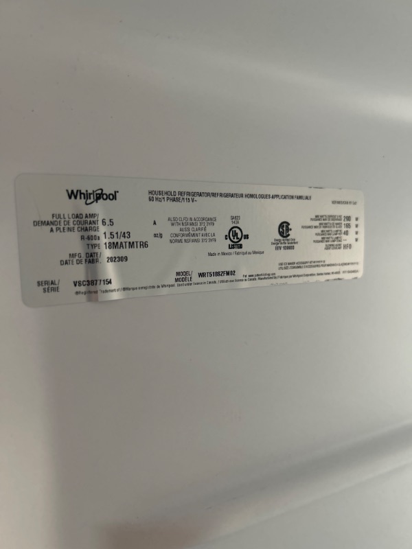 Photo 5 of Whirlpool 17.6-cu ft Top-Freezer Refrigerator (Monochromatic Stainless Steel)