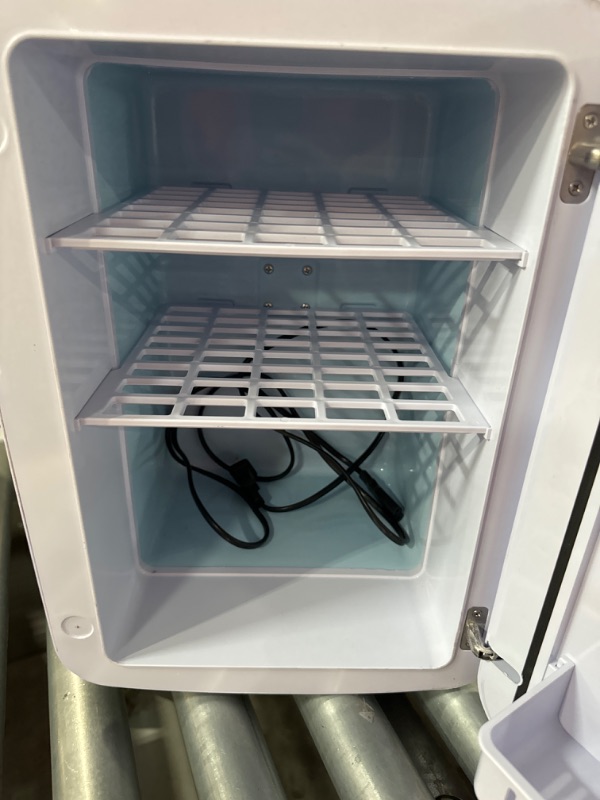 Photo 1 of (wont power on)(sold for parts)(repair) Cooluli 15L Mini Fridge for Bedroom - Car, Office Desk & College Dorm Room 