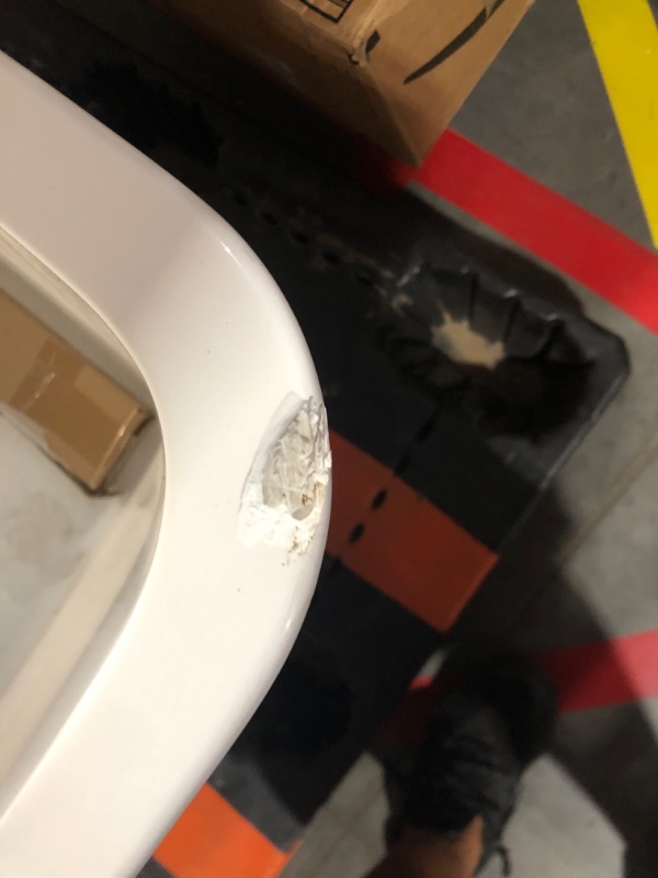 Photo 1 of **MINOR DAMAGE TO CORNER STILL FUNCTIONAL**
Acrylic Freestanding Bathtub, Modern & Contemporary Design Soaking Tub 