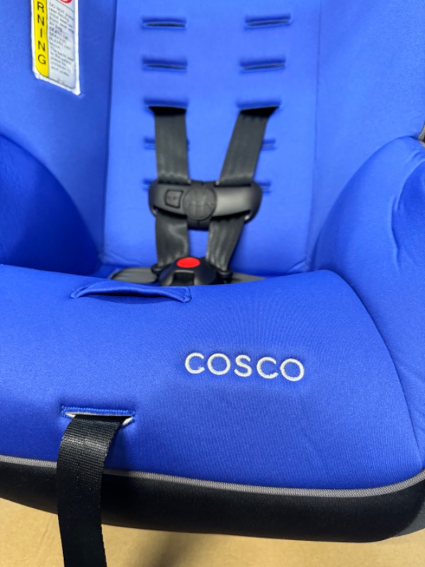 Photo 3 of Cosco Onlook 2-in-1 Convertible Car Seat, Rear-Facing 5-40 pounds and Forward-Facing 22-40 pounds and up to 43 inches, Vibrant Blue