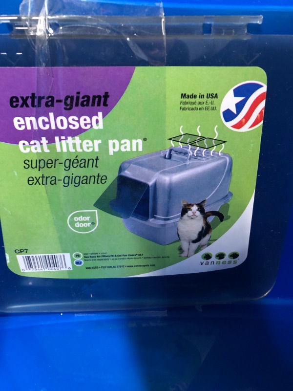 Photo 5 of **STOCK PHOTO FOR REFRENCE ONLY** Enclosed Cat Pan Size: Extra Large (18" H x 17.5" W x 21.5" D)