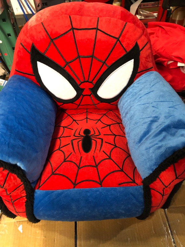 Photo 3 of Idea Nuova Marvel Spiderman Figural Bean Bag Chair with Sherpa Trim, Ages 3+, Red