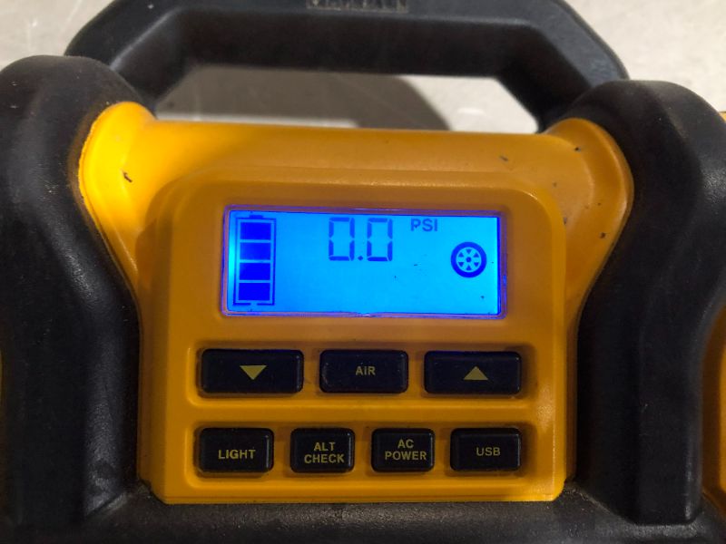 Photo 7 of ***POWERS ON - UNABLE TO TEST FURTHER***
DEWALT DXAEPS14 1600 Peak Battery Amp 12V Automotive Jump Starter/Power Station